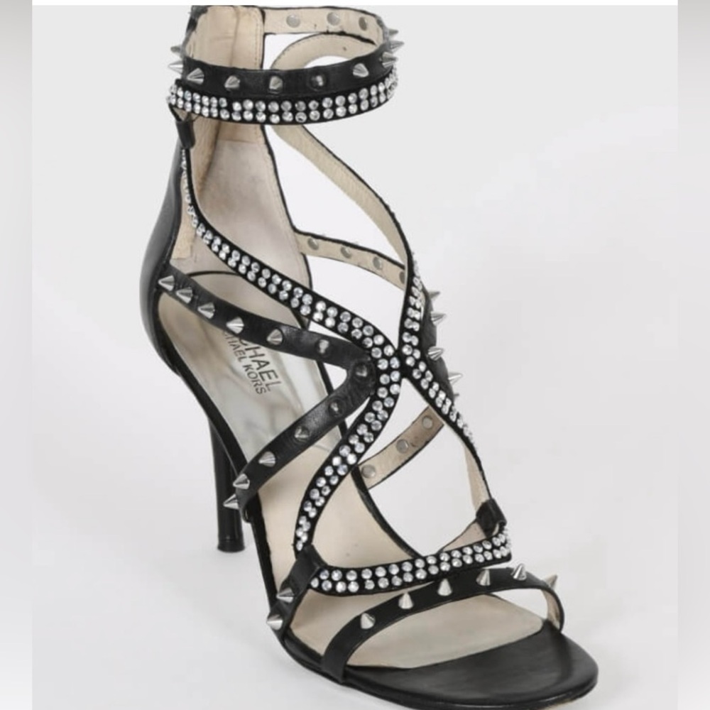 MICHAEL KORS Heels Womens Size 8.5 Black Leather Larissa Studded Spiked Sandal